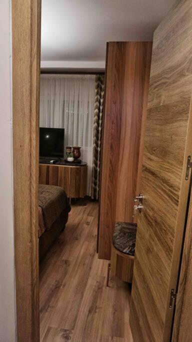 New Luxury 3-Bedroom Apartment Segovia Exterior foto