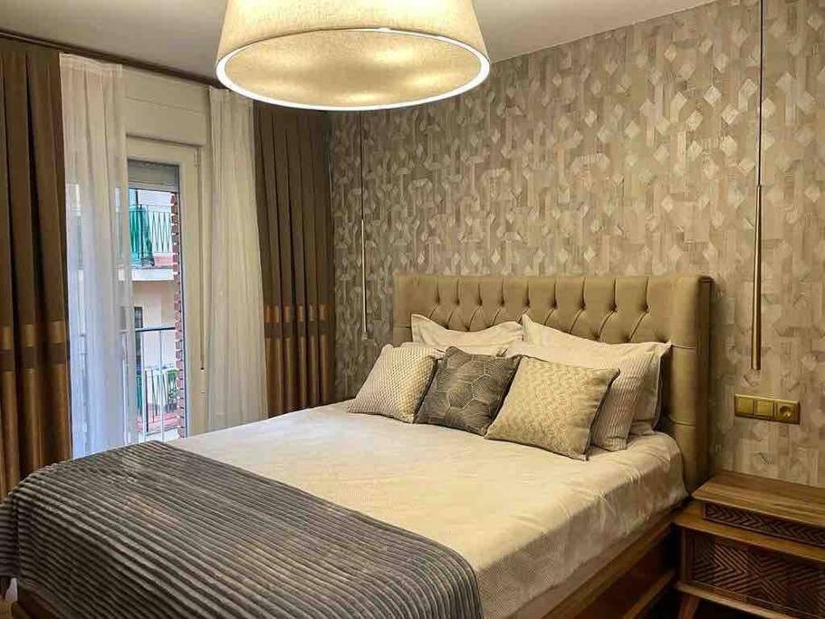 New Luxury 3-Bedroom Apartment Segovia Exterior foto